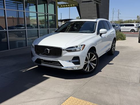 Used 2022 Volvo XC60 B6 Inscription w/ Advanced Package AWD/4WD image 2
