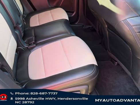 Used 2022 Ford Escape Titanium w/ Titanium Premium Package image 35