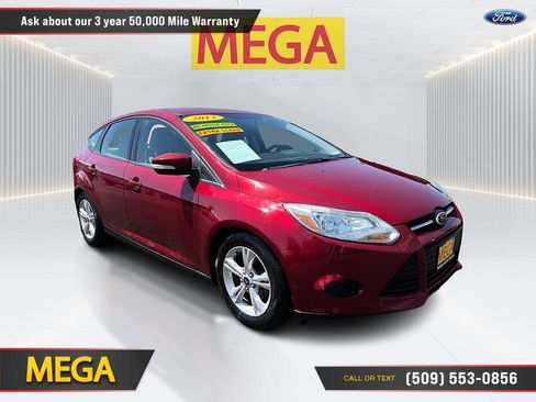 Used 2013 Ford Focus SE FWD image 3