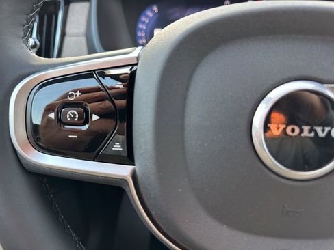 New 2026 Volvo XC90 B6 Plus w/ Protection Package Premier image 20