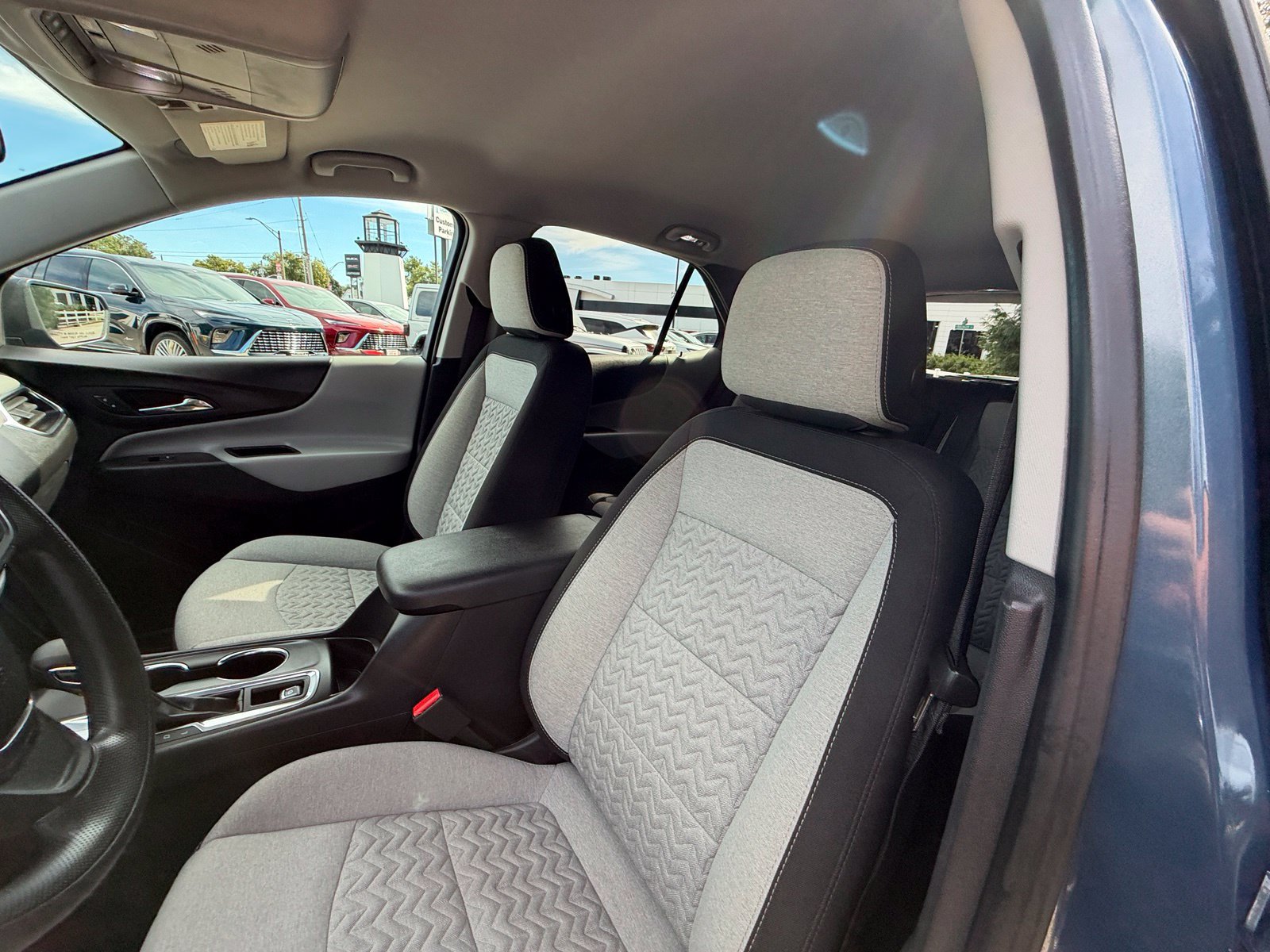 Used 2024 Chevrolet Equinox LS w/ LS Convenience Package FWD image 11