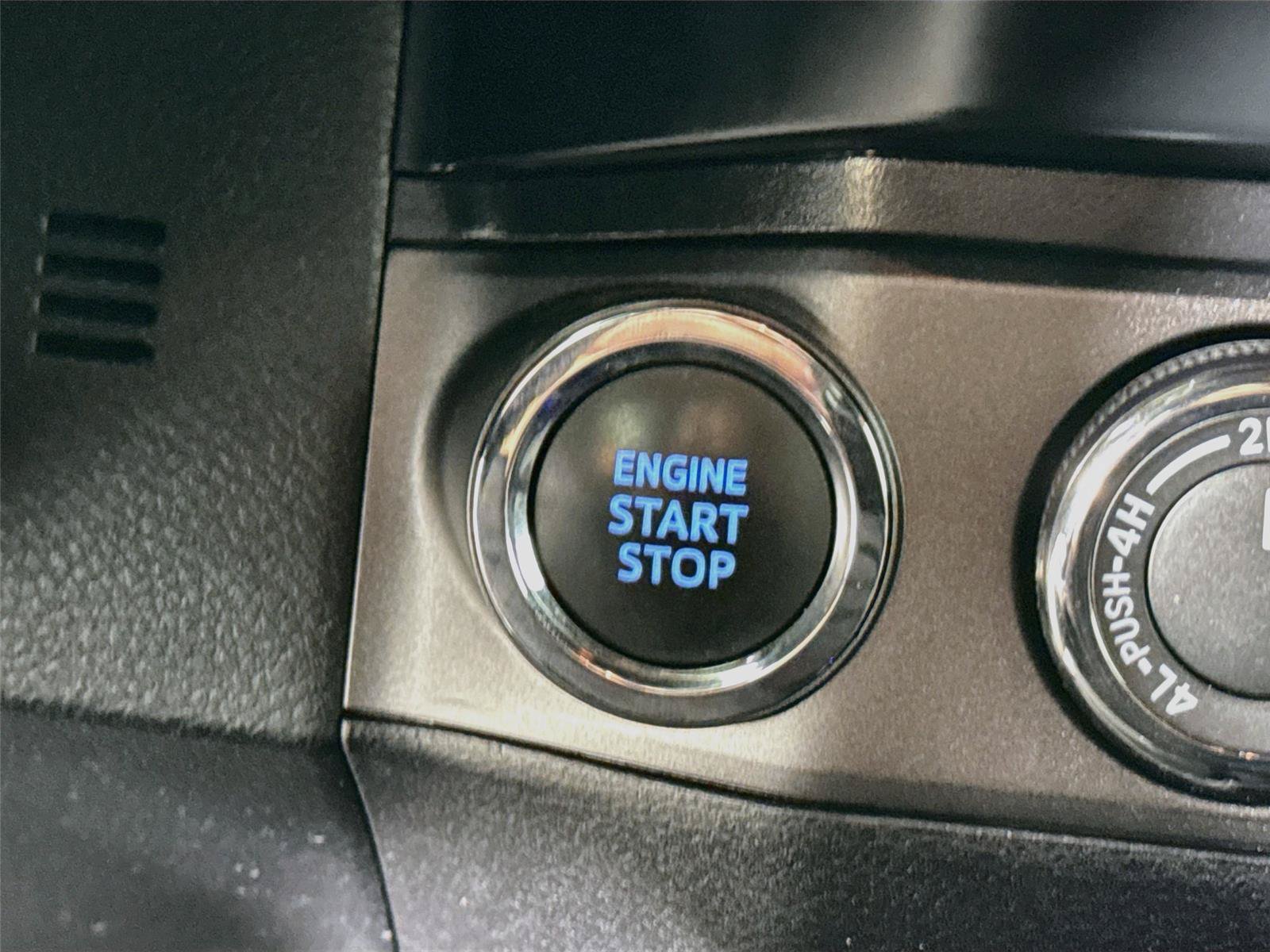 Certified 2023 Toyota Tacoma TRD Off-Road AWD/4WD image 20