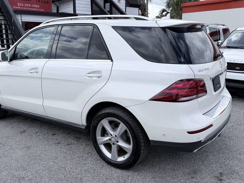 Used 2017 Mercedes-Benz GLE 350 GLE 350 4dr SUV image 3