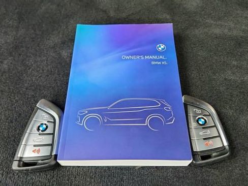 Used 2023 BMW X5 M50i w/ Executive Package image 64