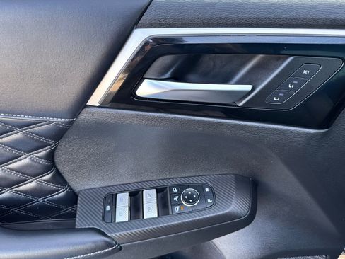 Used 2022 Mitsubishi Outlander SEL image 10