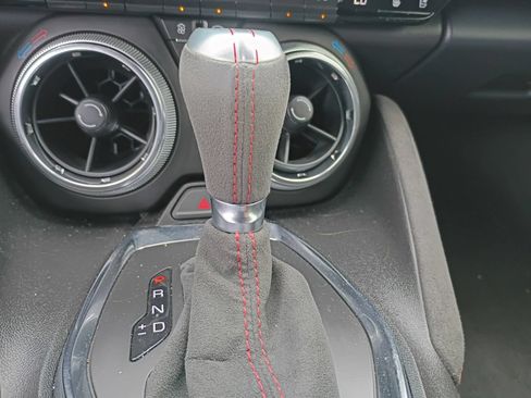 Used 2022 Chevrolet Camaro ZL1 RWD image 18