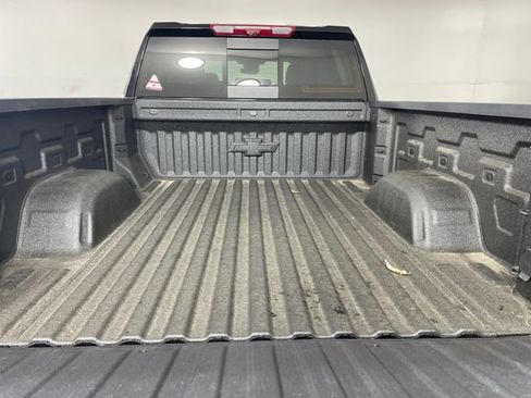 New 2026 Chevrolet Silverado 1500 LTZ w/ LTZ Premium Package AWD/4WD image 16