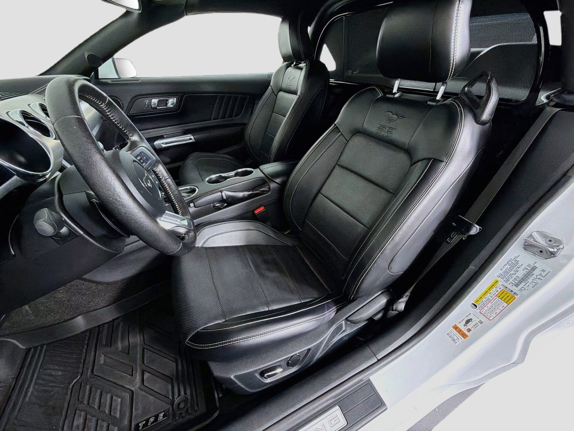 Used 2015 Ford Mustang GT Premium w/ Equipment Group 401A RWD image 13