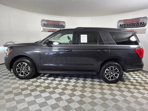 Used 2024 Ford Expedition XLT image 7