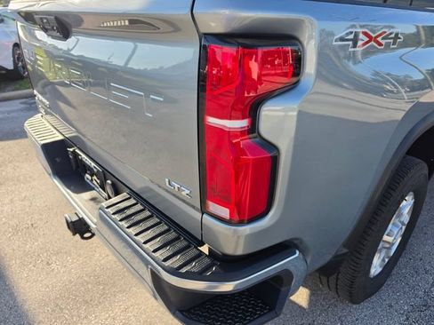 Used 2026 Chevrolet Silverado 2500 LTZ AWD/4WD image 13