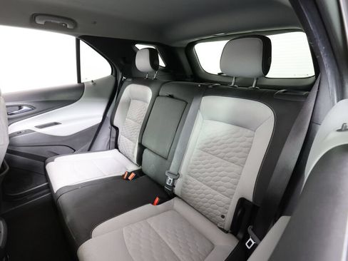 Used 2018 Chevrolet Equinox LS FWD image 15