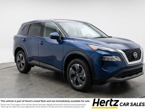 Used 2025 Nissan Rogue SV image 1