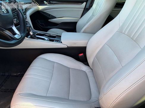 Used 2018 Honda Accord EX-L image 21
