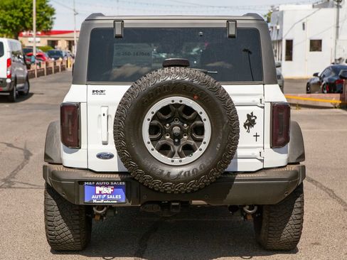 Used 2022 Ford Bronco Badlands AWD/4WD image 6