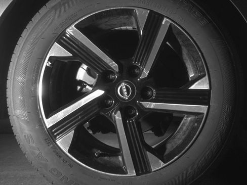 Used 2025 Nissan Sentra SV image 15