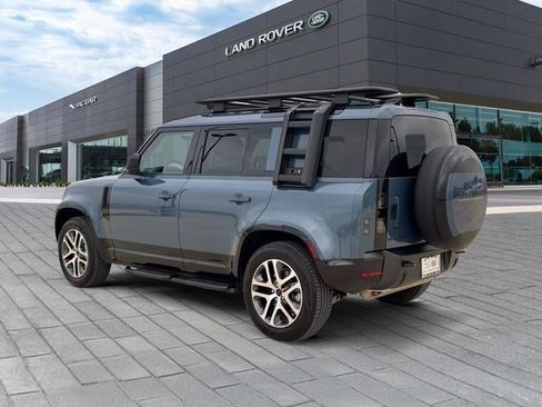 Used 2026 Land Rover Defender 110 X-Dynamic SE AWD/4WD image 3