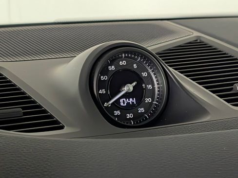 New 2026 Porsche Cayenne image 32