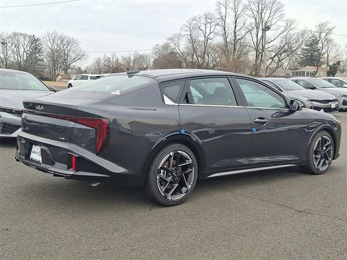 New 2025 Kia K4 GT-Line image 4
