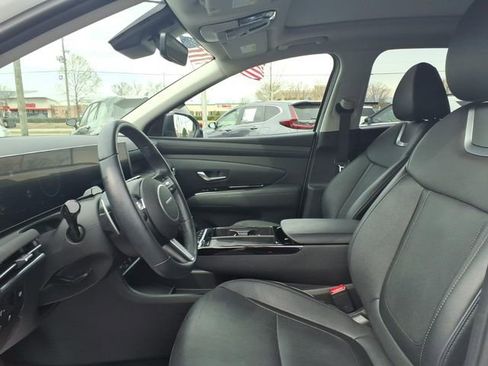 Used 2025 Hyundai Tucson Limited image 5