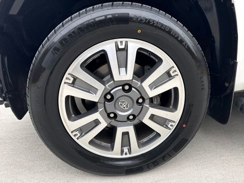 Used 2019 Toyota Tundra 1794 Edition image 11