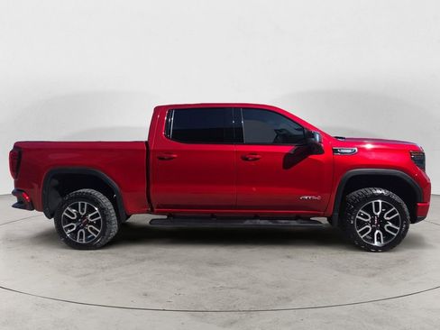 Certified 2025 GMC Sierra 1500 AT4 w/ Technology Package AWD/4WD image 6