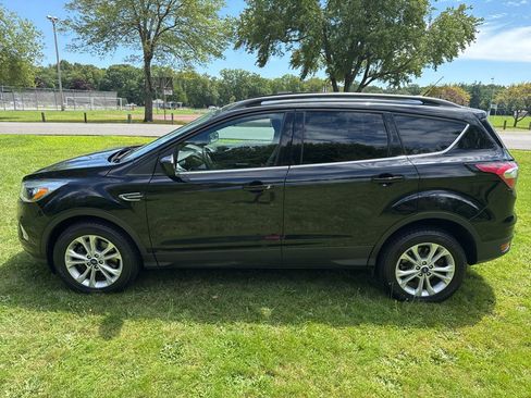 Used 2018 Ford Escape SE AWD/4WD image 40