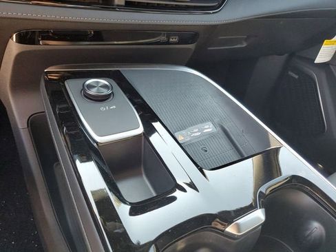 New 2026 Buick Enclave Preferred w/ Power Package FWD image 23