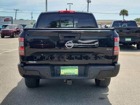 Used 2022 Nissan Frontier SV RWD image 5