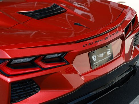 Used 2024 Chevrolet Corvette Stingray Preferred Conv w/ 2LT RWD image 9