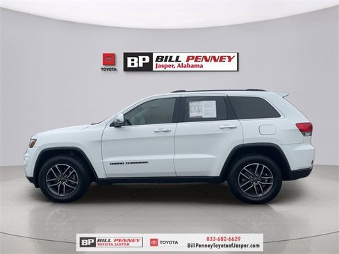 Used 2019 Jeep Grand Cherokee Limited w/ Luxury Group II image 2