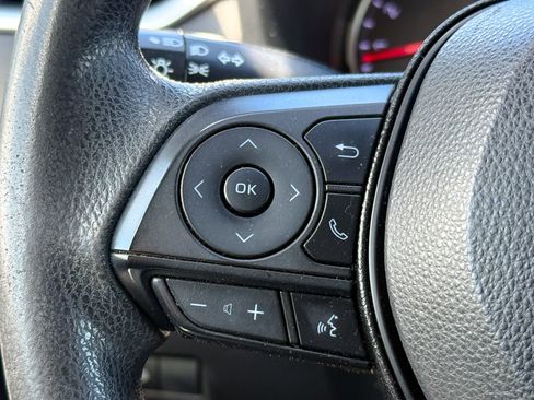 Used 2019 Toyota RAV4 LE w/ All Weather Liner Package AWD/4WD image 25