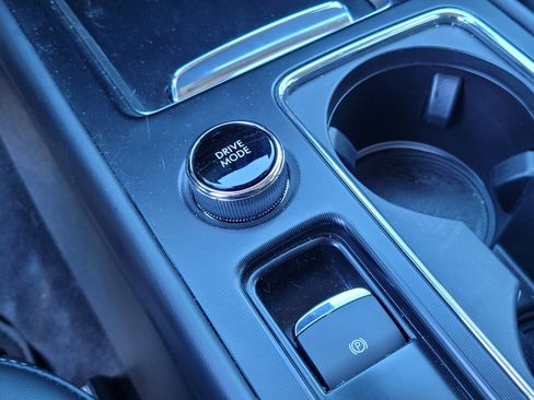 Used 2025 Lincoln Corsair FWD w/ Equipment Group 101A image 24