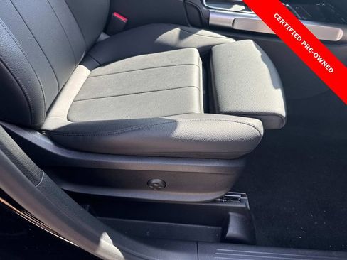 Used 2024 Mercedes-Benz GLB 250 GLB 250 image 10