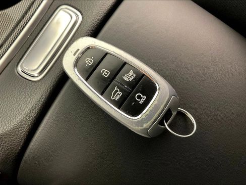 Certified 2023 Hyundai Santa Fe SEL FWD image 34