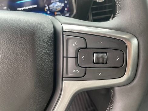 Used 2025 Chevrolet Silverado 1500 LT AWD/4WD image 30