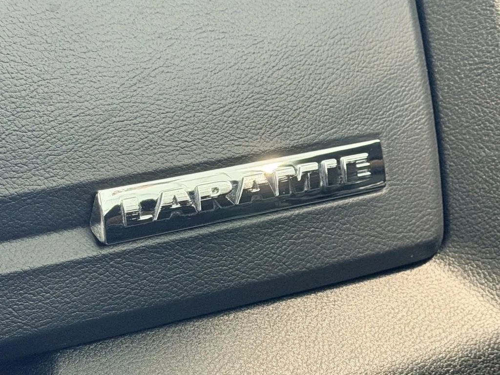 Used 2018 RAM 2500 Laramie w/ Off Road Package AWD/4WD image 28