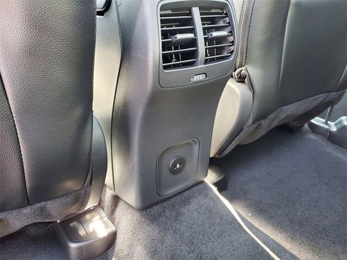 New 2025 Ford Escape SE w/ PHEV Premium Package image 29