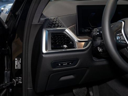 New 2026 BMW X5 xDrive50e AWD/4WD image 14