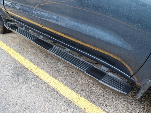 Used 2021 Chevrolet Silverado 1500 Custom image 11