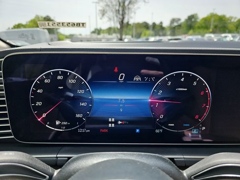 New 2026 Mercedes-Benz GLS 450 4MATIC image 21