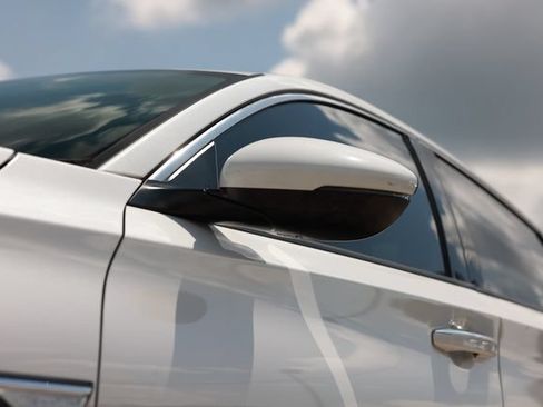 Used 2018 Honda Accord Touring image 42