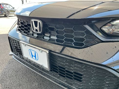 Used 2025 Honda Civic Sport image 12