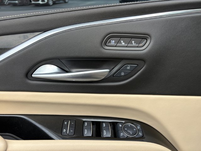 Certified 2024 Cadillac Escalade Premium Luxury w/ LPO, Floor Liner Package AWD/4WD image 20