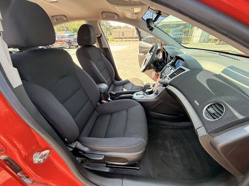 Used 2015 Chevrolet Cruze LT FWD image 14