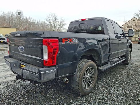 Used 2017 Ford F250 Lariat w/ Lariat Value Package image 7