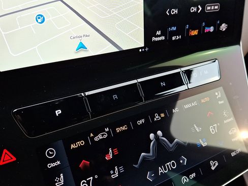 New 2026 Maserati Grecale Modena image 7