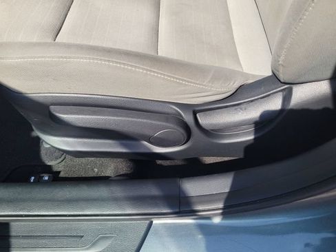 Used 2016 Kia Forte EX FWD image 14