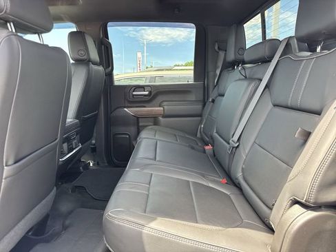 Used 2023 Chevrolet Silverado 2500 High Country w/ LPO, Hitch Package AWD/4WD image 11