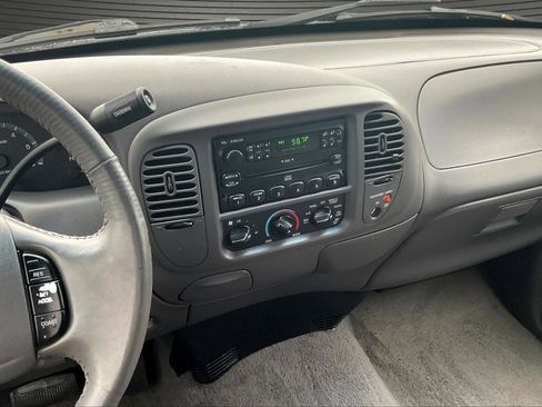 Used 2004 Ford F150 XL image 10