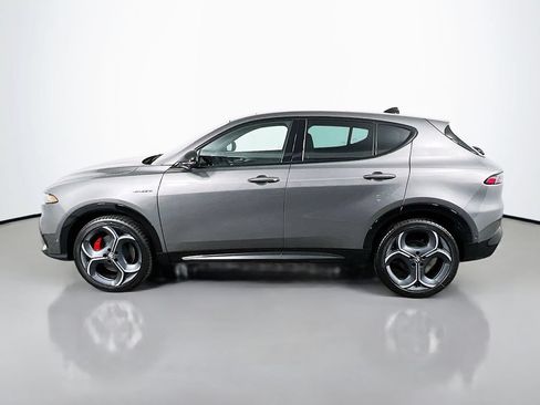 New 2026 Alfa Romeo Tonale w/ Quick Order Package 23H Volce AWD/4WD image 4